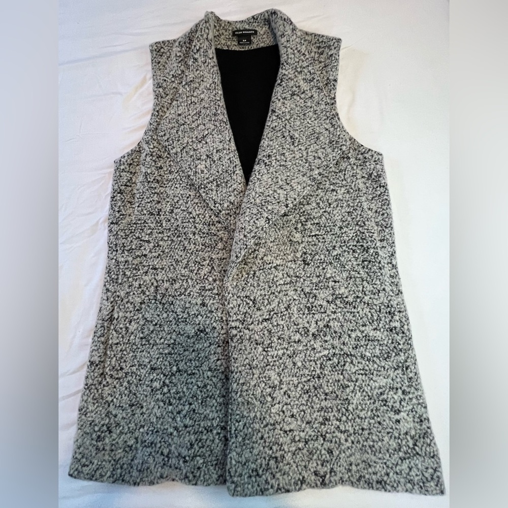Club Monaco Vest wool blend, preowned EUC size S